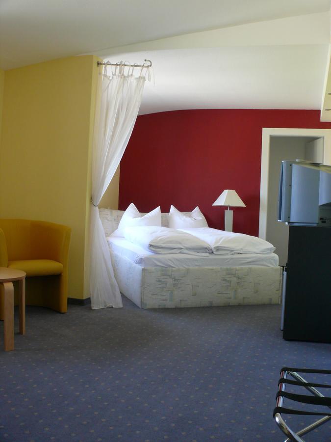 Resorthotel Park-Hill Loßburg エクステリア 写真