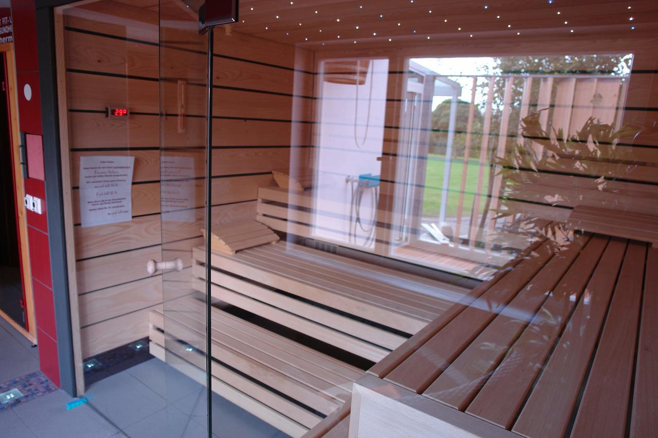 Resorthotel Park-Hill Loßburg エクステリア 写真